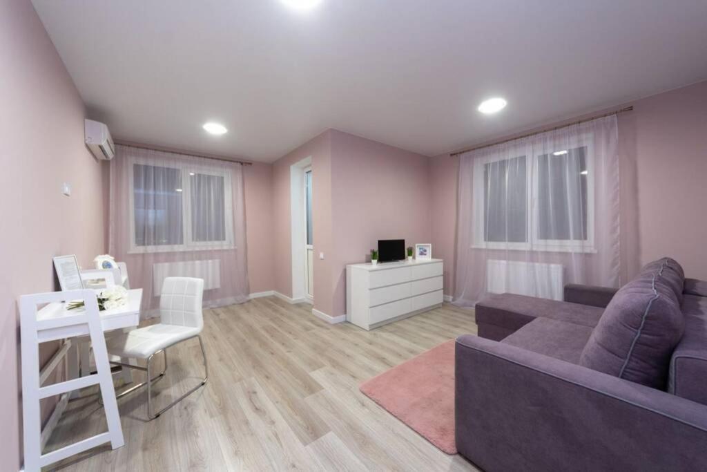Чудесная 2 Комнатная Квартира Люкс Уровня Теремки Kiew Exterior foto